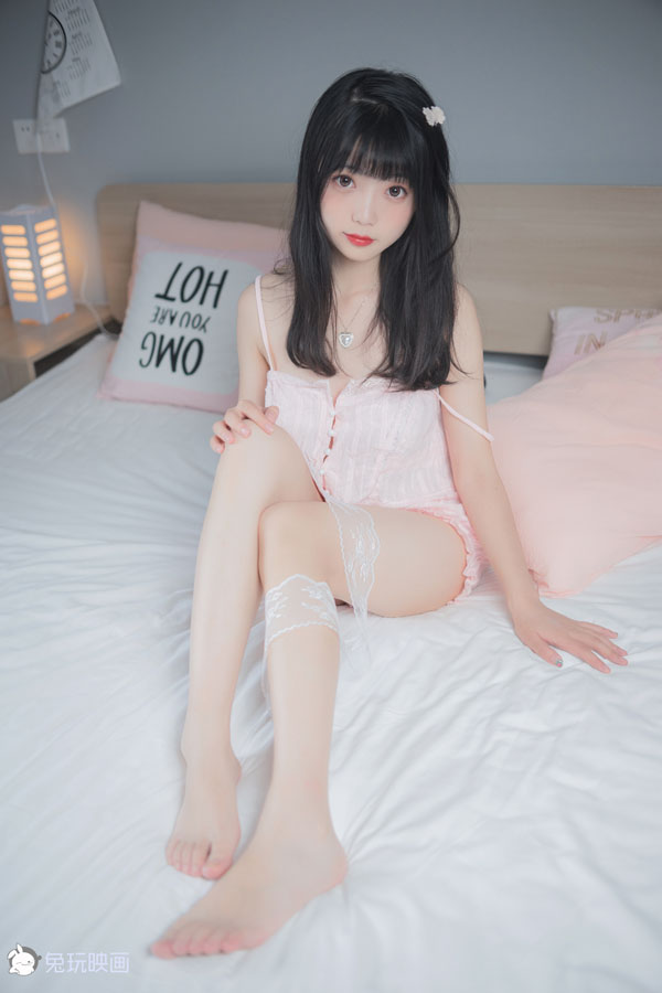 睡衣女友（01）.jpg